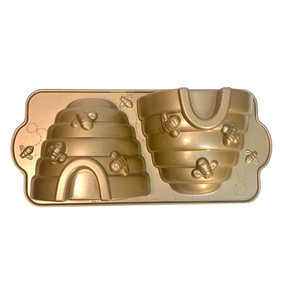 Nordic Ware Beehive Cast Aluminum Cake Mold Pan 10 Cup Nonstick Honey Bees
